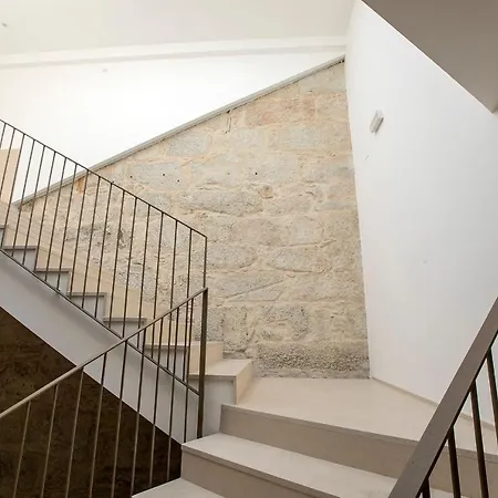 Luminous Premium Loft W/ac & Terrace By Lovelystay Porto