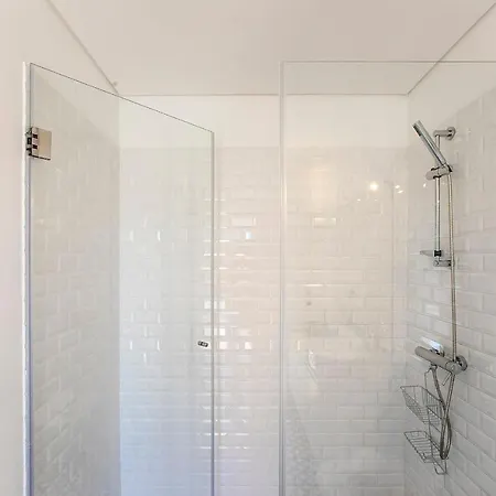 Luminous Premium Loft W/ac & Terrace By Lovelystay * Oporto
