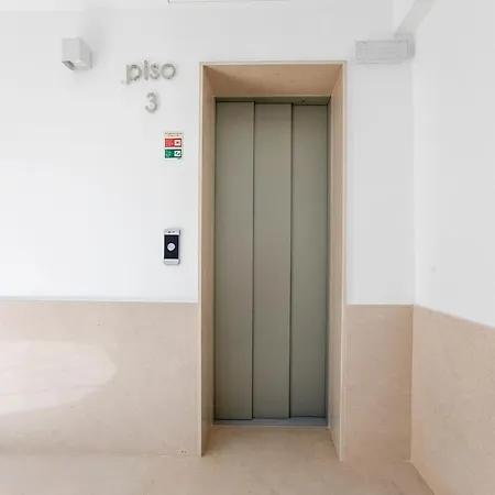 Luminous Premium Loft W/ac & Terrace By Lovelystay *