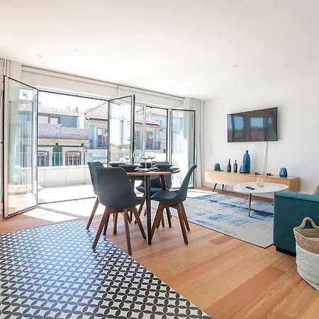 Luminous Premium Loft W/ac & Terrace By Lovelystay Oporto