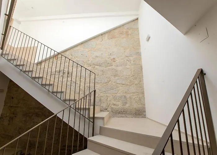 Luminous Premium Loft W/ac & Terrace By Lovelystay Porto