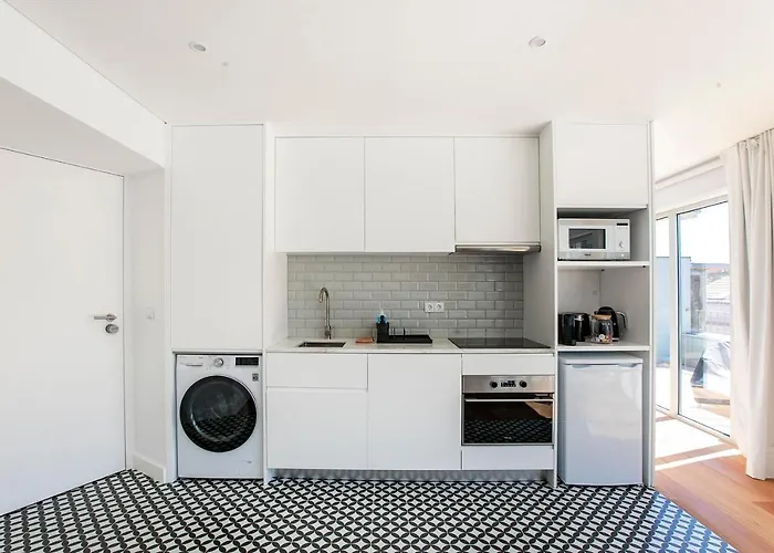 Luminous Premium Loft W/ac & Terrace By Lovelystay *