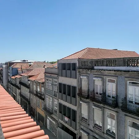 Luminous Premium Loft W/ac & Terrace By Lovelystay *