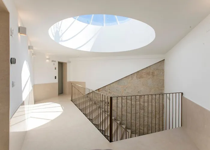 Lägenhet Luminous Premium Loft W/ac & Terrace By Lovelystay Oporto